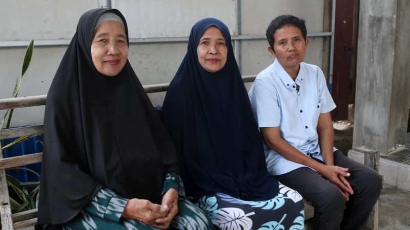 Ani dan keluarganya sebagai keluarga korban peristiwa 1965